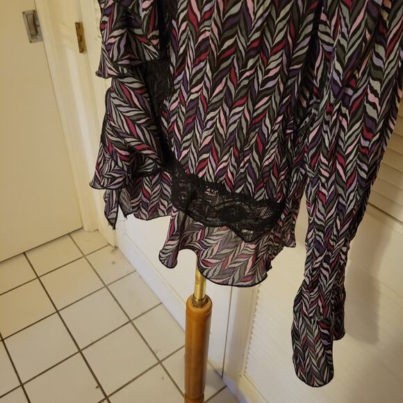 Y2K ruffle front chevron poet blouse Dress Barn black lace trim size large - Picture 3 of 8